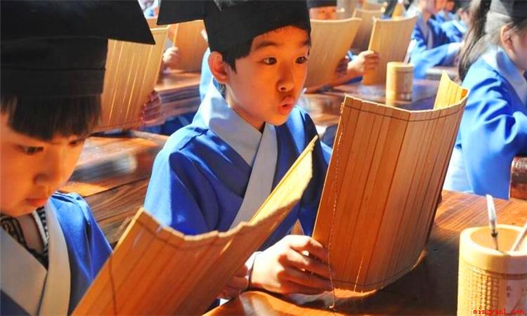古代六艺指的是哪六种技能(我国古时候,官办学堂要求学生必须掌握六项技能)