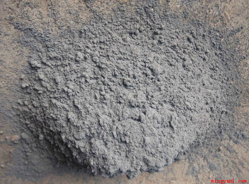 粉煤灰有很好的活性效应,可降低成本;可资源化利用,如用作水泥