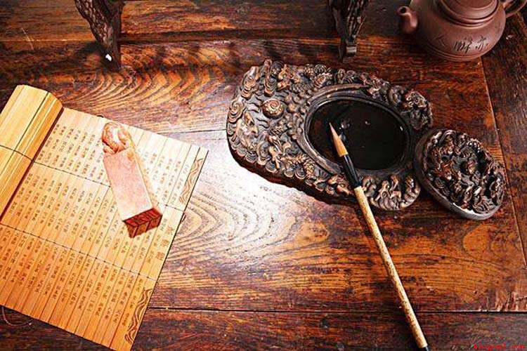 文房四宝指什么(所谓“文房四宝”,就是笔墨纸砚这四样书写工具)