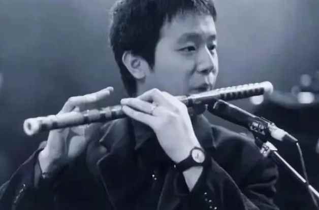 窦靖童是王菲和谁生的