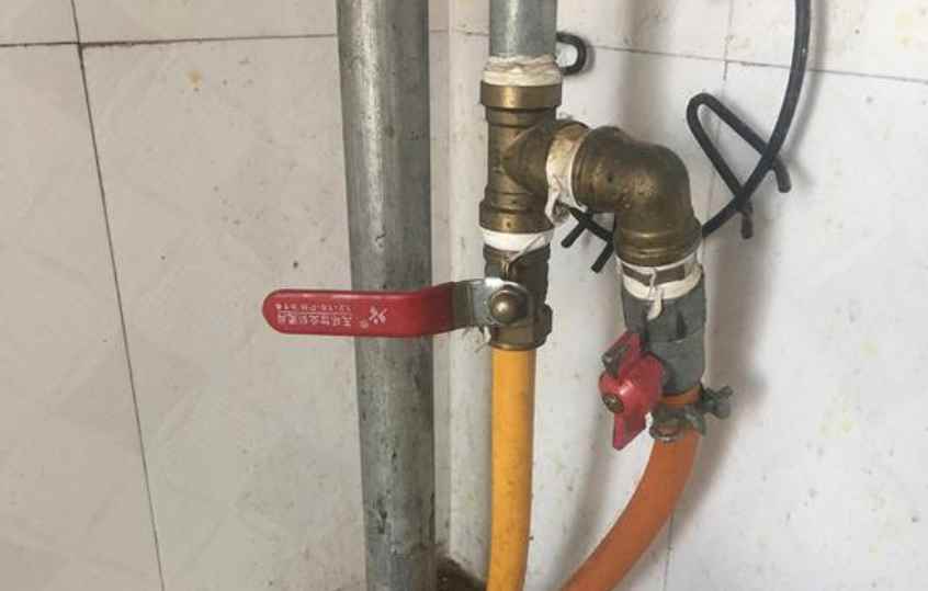 天然气怎么开关阀门