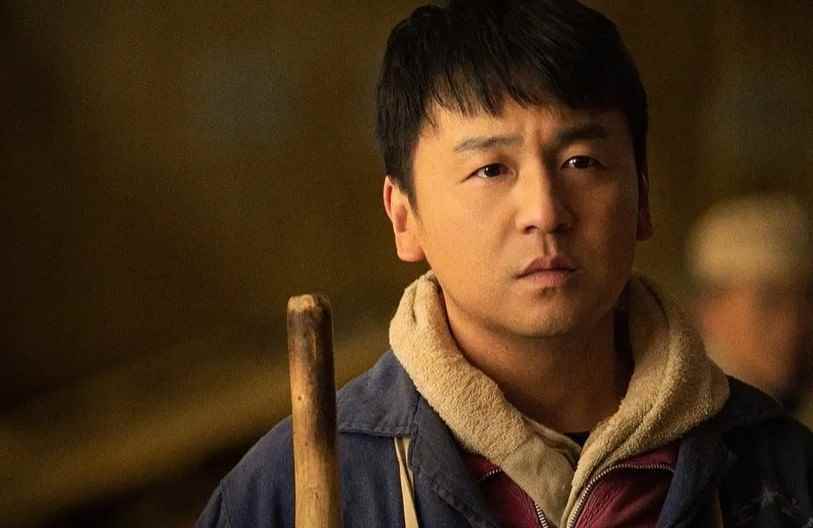 人间世片尾曲谁唱的(人世间的片尾曲是由歌手雷佳演唱)