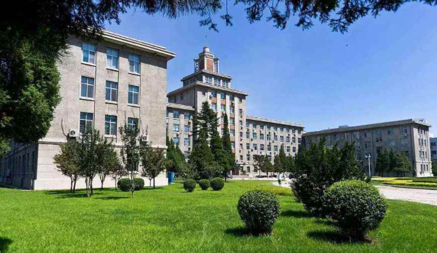 大连理工大学是985还是211大学(大连理工大学211工程和985工程简介)