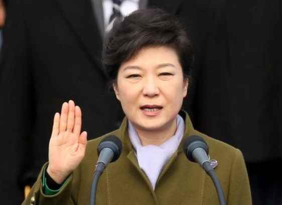 朴槿惠是谁(朴槿惠在大国家党总统候选人的竞选中败给了后来当选为韩国总统的)
