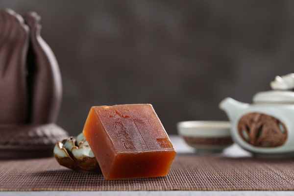 硫磺皂有什么作用(硫磺皂可以控油、抑制细菌、除螨消炎、去屑止痒等作用)