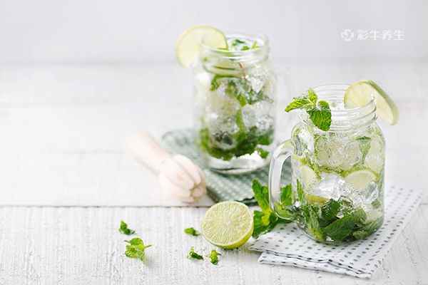 薄荷叶泡水1.jpg 薄荷怎么吃薄荷的食用方法