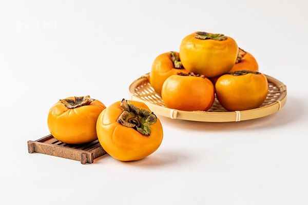 脆柿子2.jpg 流鼻血吃什么食物好