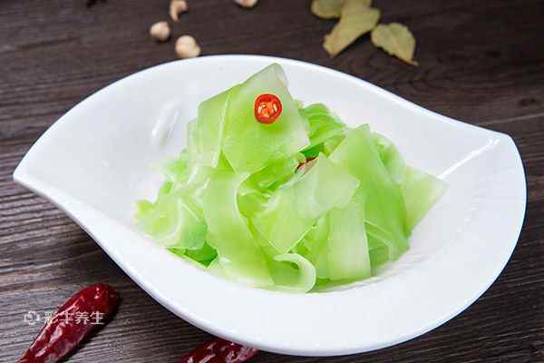莴笋3.jpg 吃什么排尿快