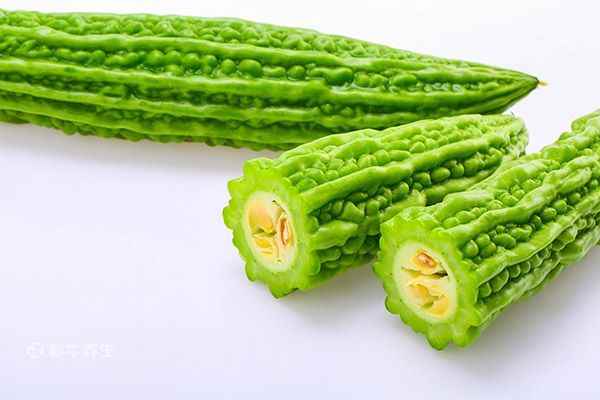 苦瓜3.jpg 痛风吃什么食物比较好