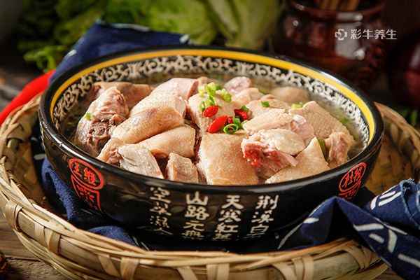 老鸭汤1.jpg 鸭肉的功效与作用禁忌(鸭肉的功效与作用)