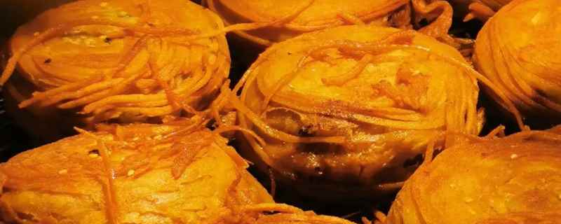 金丝牛肉饼搭配什么东西卖更好呢(金丝牛肉饼搭配牛肉汤卖更好)