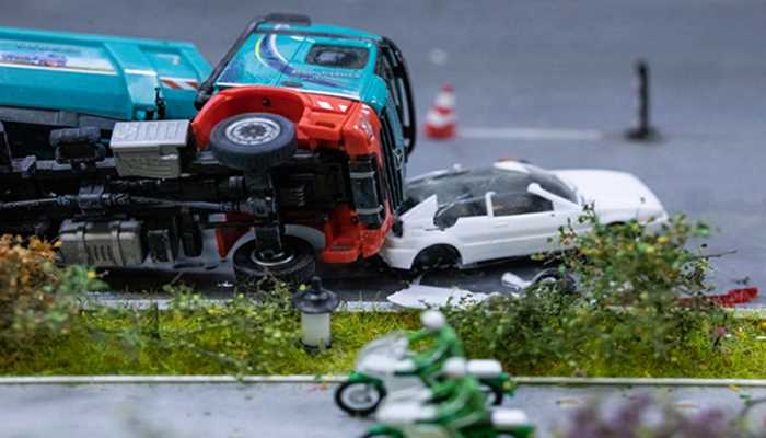 梦见路上车祸躺着死人预兆