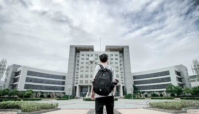 梦见前男友回来找我