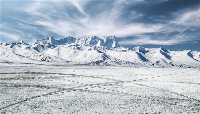 梦见在厚厚的雪里行走是吉兆