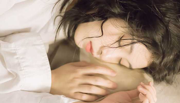 梦见别人家出殡的队伍什么寓意(男人梦见别人家出殡的队伍)