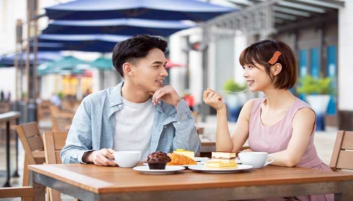 梦见老公和别的女人