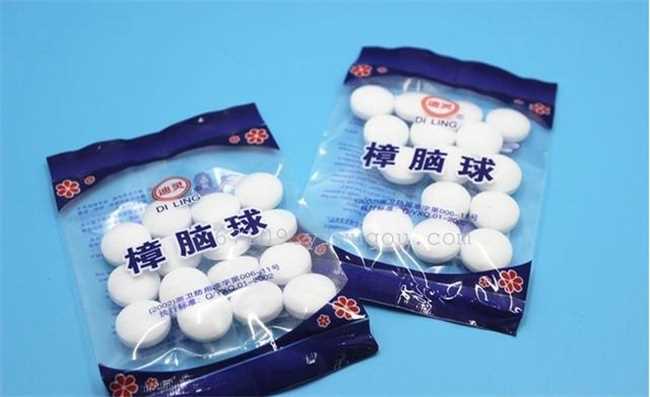 一岁半婴儿误吞樟脑丸湖南株洲的一位
