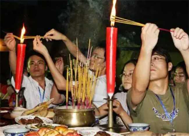 人死在七月半好吗(七月半去世的人好不好)