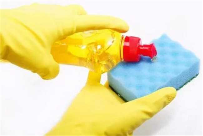 怎么用洗洁精才健康在生活中