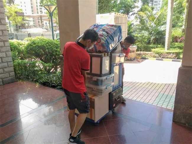 一年中哪个月份搬家好(几月份搬家最吉在现实生活中)