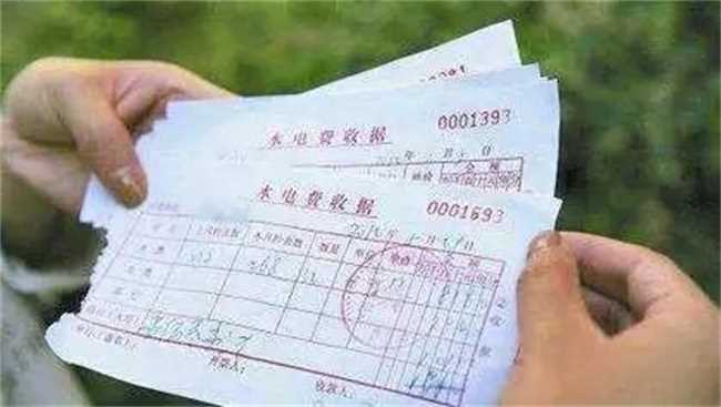 一人住水费一个月30元正常吗(一人住水电费一个月30元正常吗)