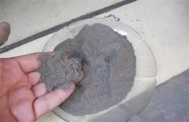 去除油污的方法都有哪些(油污去除方法很多人面对油)