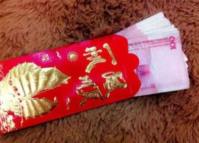 给女朋友发了5.20红包她说太少了是吗(给女朋友发了5块2红包是不是她说太少了)