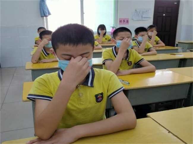 怎样防止视力退化(防止视力退化的方法)