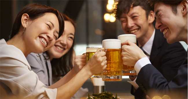 生活中哪些行为最伤肝(肝脏最不能忍受的行为)