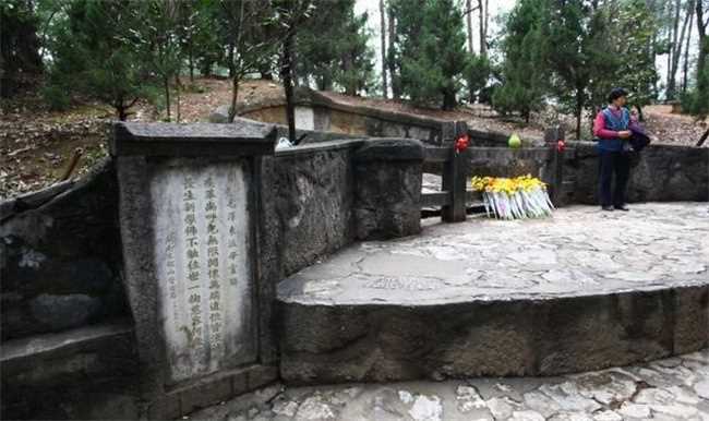 2022年重阳节可以修坟墓吗(2022年重阳节能不能修坟墓)
