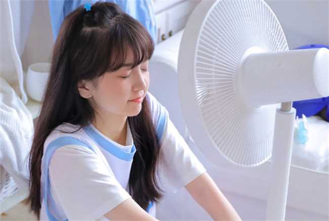 单眼皮的女生有福气吗(单眼皮的女生有没有福气)