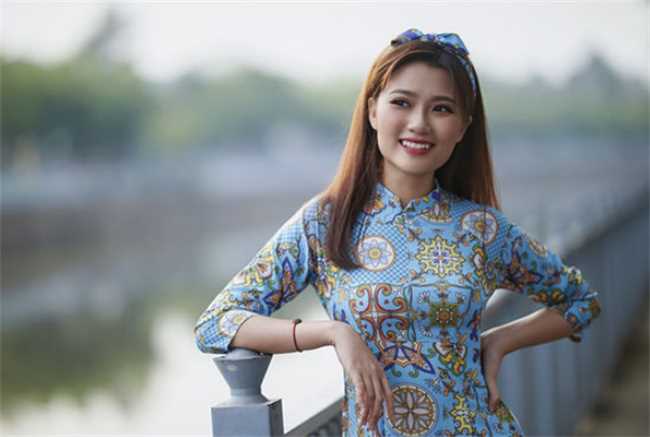 额头饱满的女人面相(额头饱满的女子面相)