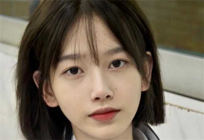 女人眼睛小有福气吗(女人眼睛小有没有福气女生)