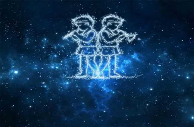 会使阴招的星座有哪些(最会使阴招抢爱的星座)