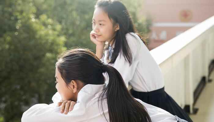 初中生不想上学如何劝说(初中生不想上学如何劝说他)