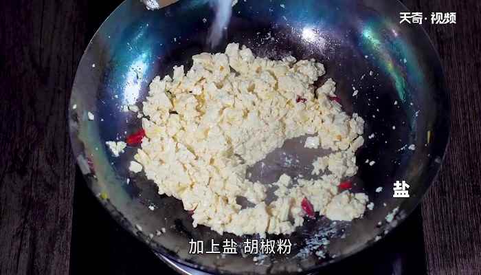 鸡刨豆腐怎么做(鸡刨豆腐怎么做好吃)