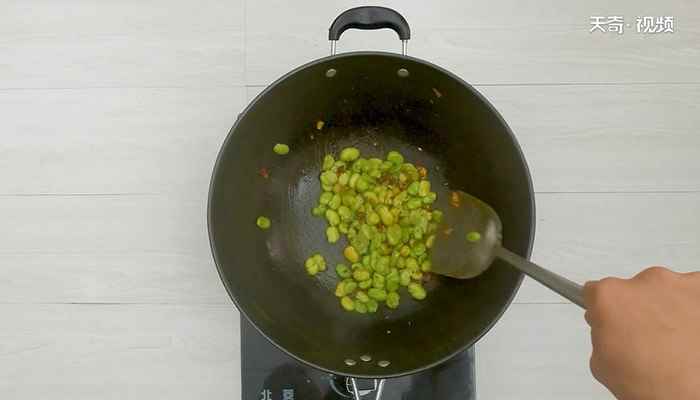 清炒胡豆的做法(清炒胡豆的做法大全集)