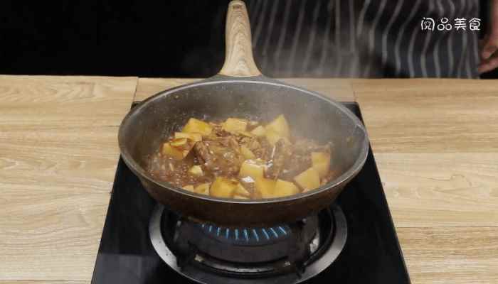 土豆烧排骨的做法(土豆怎么做好吃)