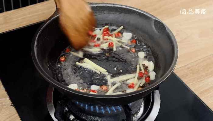 芹菜炒牛肉(牛肉怎么做好吃)