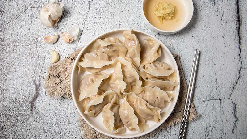 饺子800-1.jpg 饺子热量高吗(饺子热量高吗减肥期间可以吃吗)