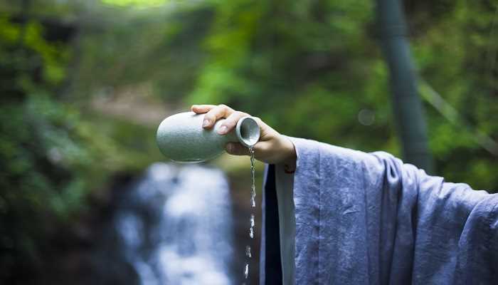 酒 (10).jpg 古代的酒杯叫啥(中国古代酒杯有樽、觞、盅、斗、白、杯杓等称呼)