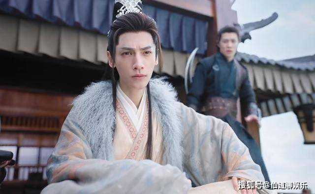 《长月烬明》叶夕雾两次落水 澹台烬的不同反应暴露了真心
