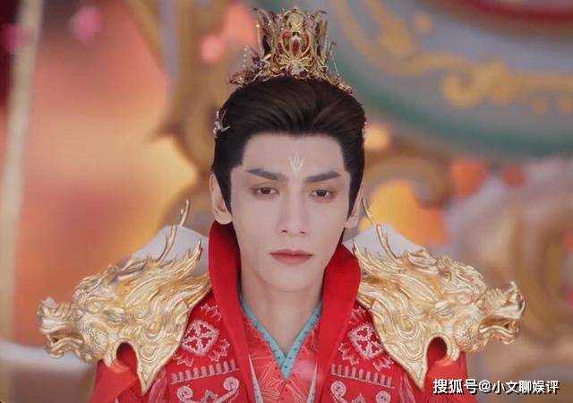 《长月烬明》沧九旻黎苏苏仙门大婚 华丽造型美翻九重天，甜齁了