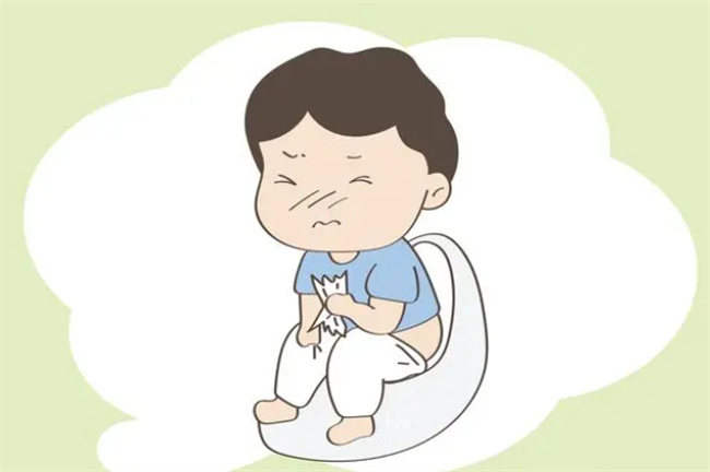 别单纯以为孩子踢被子 是觉得太热了 也可能是积食引起的