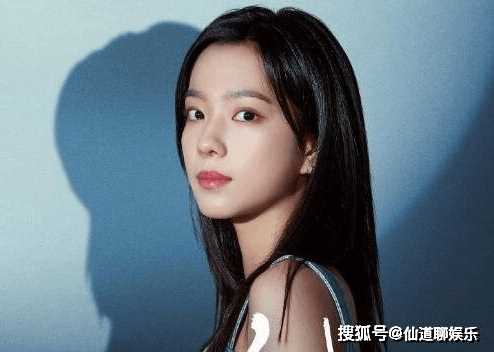 《白日梦我》庄达菲饰演的女主叫什么名字？《白日梦我》沈倦比林语惊大几岁？