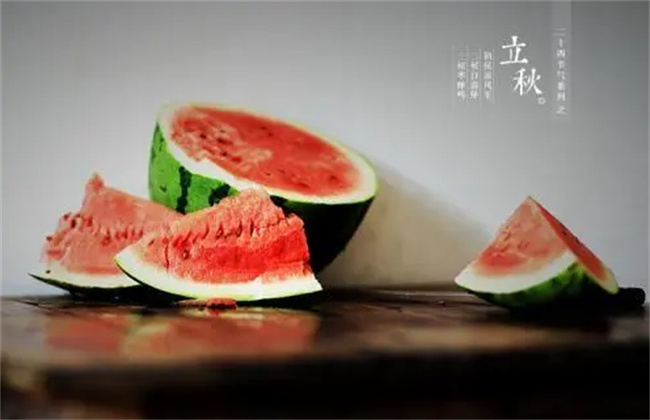 立秋习俗是什么 立秋节气的特点和风俗