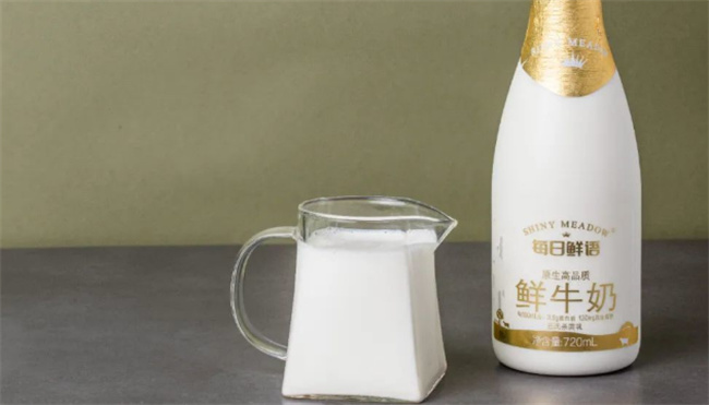 什么是脱脂牛奶 什么是全脂牛奶