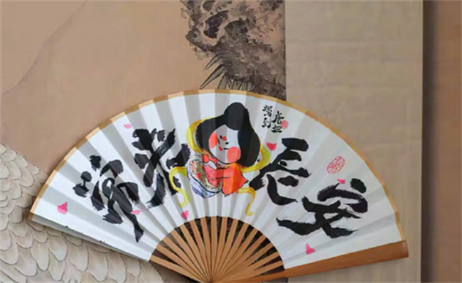 西安出了手持折扇交通卡 什么是手持折扇交通卡