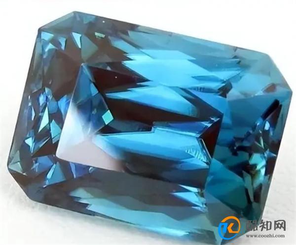 什么是锆石 锆石是什么材质_酷知科普