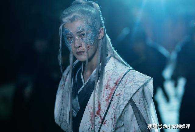 《长相思》小夭弓箭认主时 一袭红衣现身的相柳算是“嫁”出去了